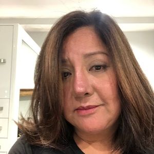 Meet your Posher, Mira